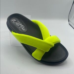 Wild Pair Beck Bright Neon Green Women's slide Sandals NEW       SZ: Various